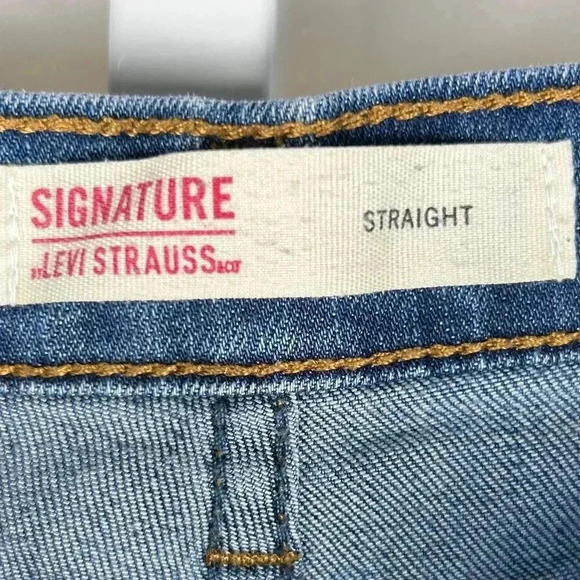 2/30 Levi’s Signature Straight Size 5 Regular Boys Jeans Denim Adjustable Waist - Picture 6 of 9